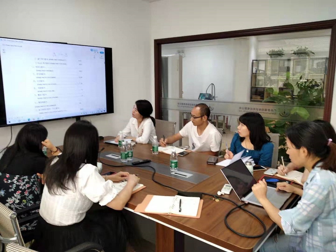 内部产品培训会 2.jpg